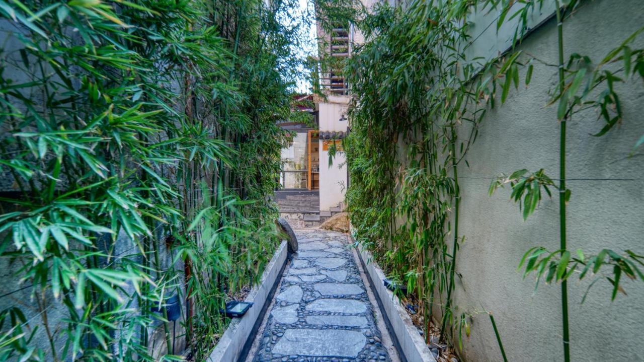 Gongxili - Chujian Hotel Kunming Exteriör bild